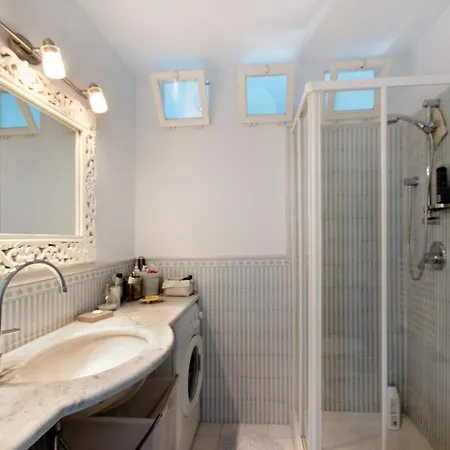 Casa Zoagli * زواليي